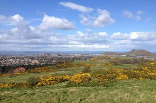 view from the braid hills edinburgh