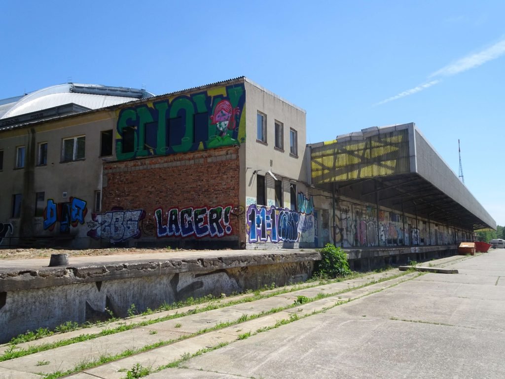 urbex leipzig abandoned buildsings with graffiti