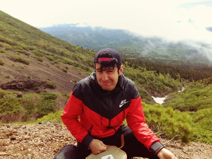 lunch stop on mount meakan