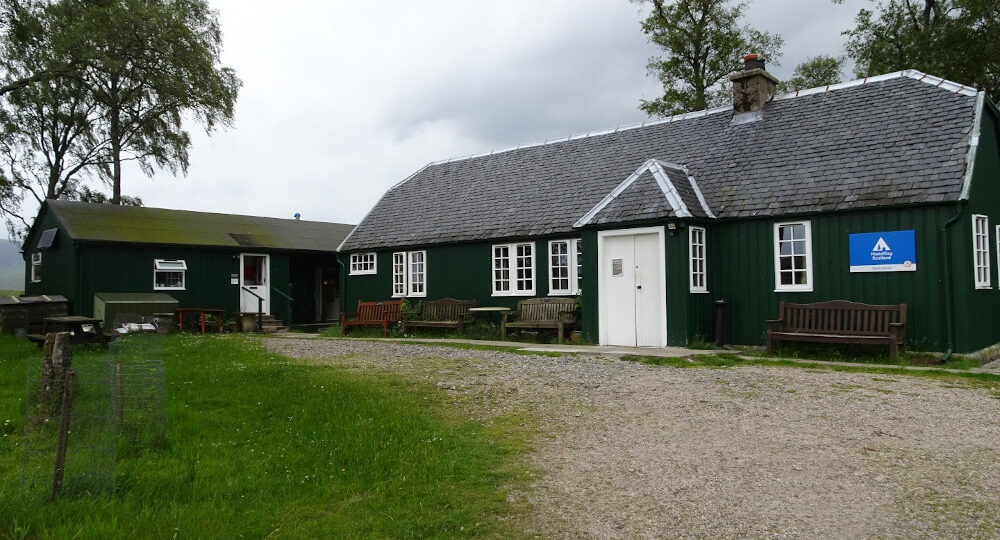 remote highland loch ossian corrour hostel hostelling scotland