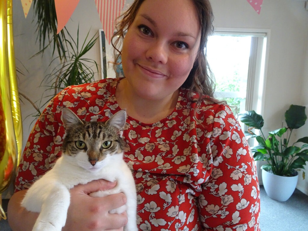 lauren holding cat house pet sitting new zealand