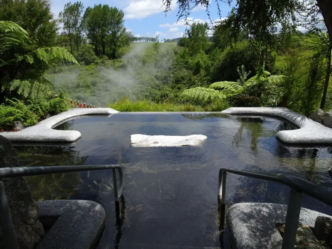 waikete valley thermal hot pools north island new zealand