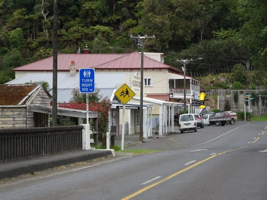 whangamomona new zealand