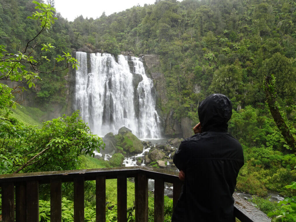 marokopa falls near waitomo new zealand north island waterfall