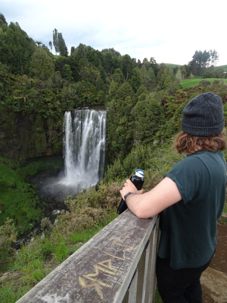 omaru falls viewpoint waikato