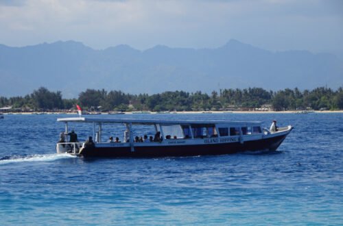 gili islands island hopping public slow boat gili trawangan gili air gili meno lombok indonesia