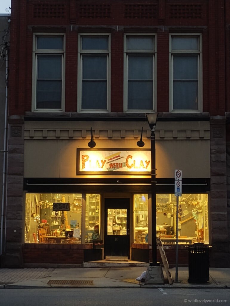 play with clay pottery studio in cambridge ontario canada